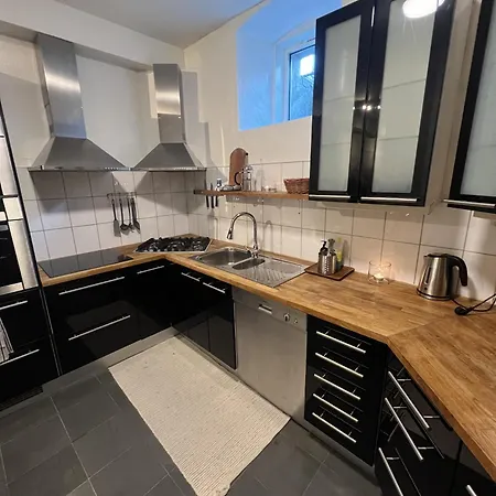 In The Heart Of 아파트 *